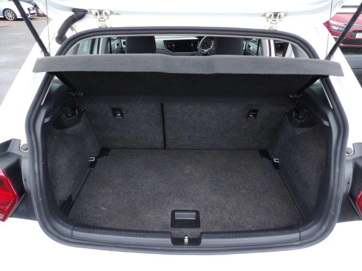 Used Volkswagen Polo 2018 for sale - 77303972: Photo 18