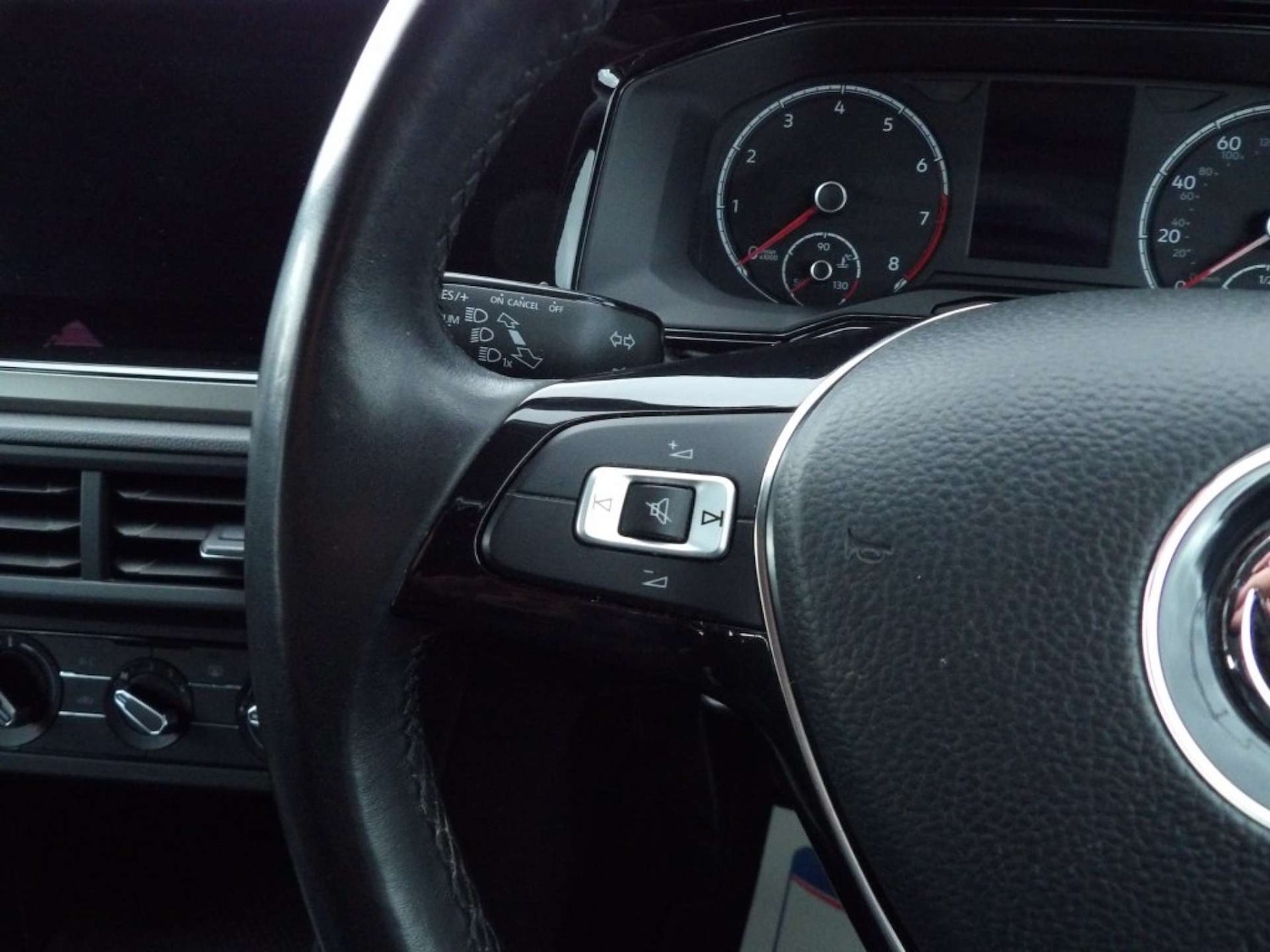 Used Volkswagen Polo 2018 for sale - 77303972: Photo 22