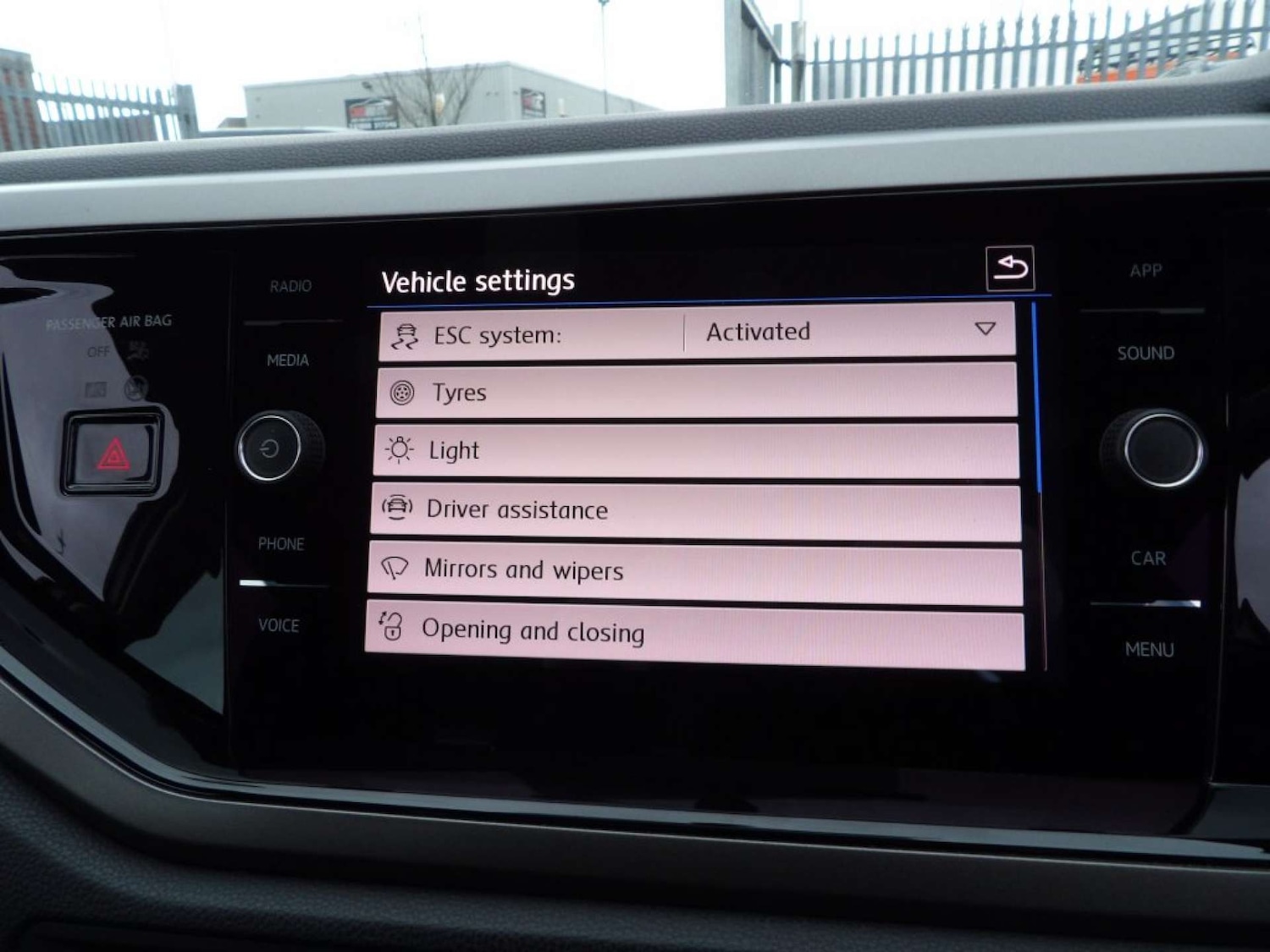 Used Volkswagen Polo 2018 for sale - 77303972: Photo 35