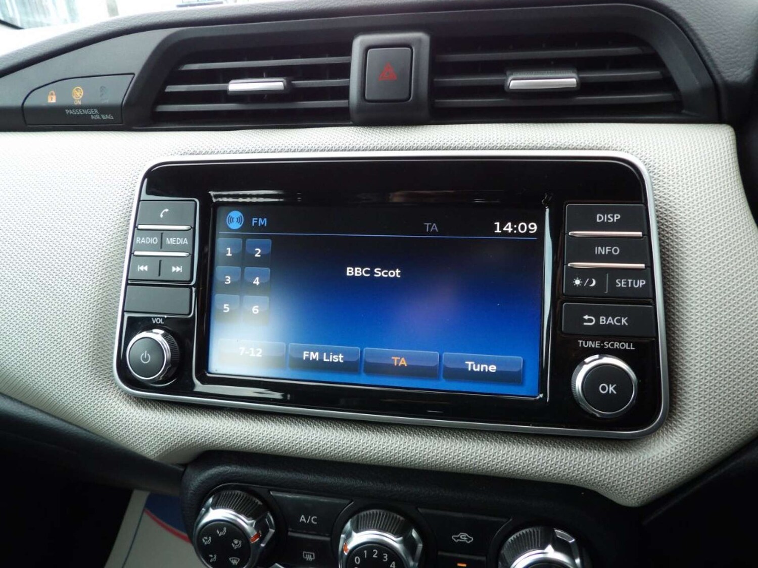 Used Nissan Micra 2017 for sale - 77022347: Photo 26