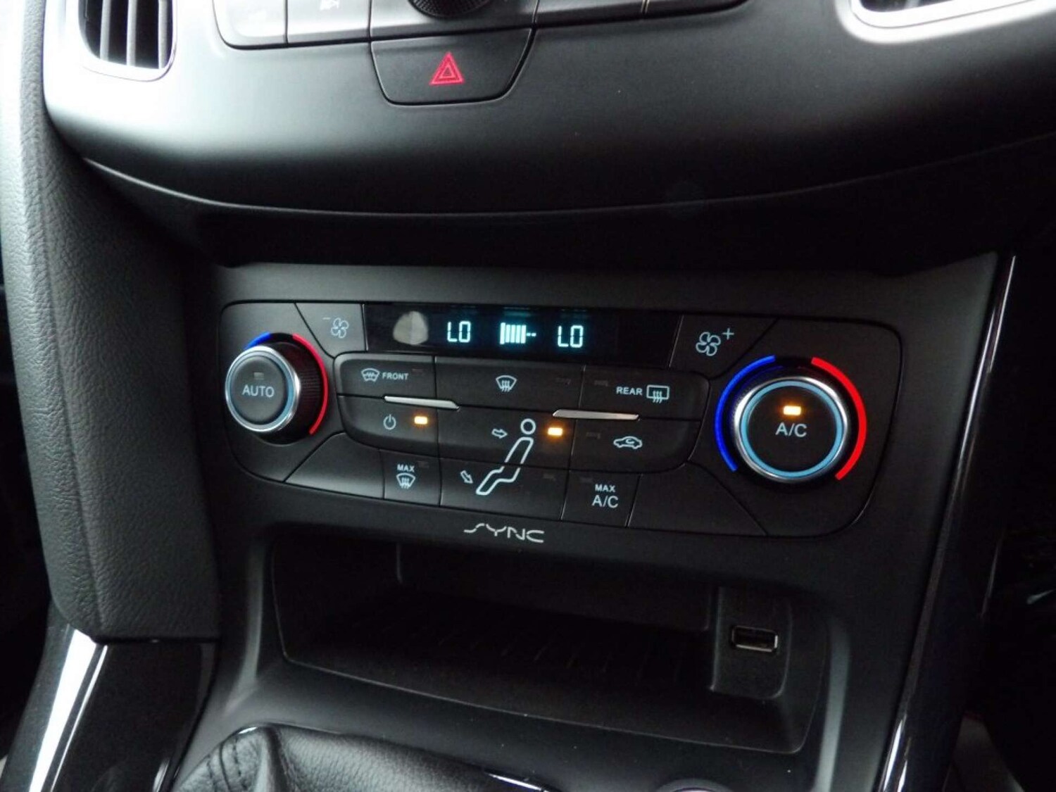 Used Ford Focus 2015 for sale - 75836597: Photo 24