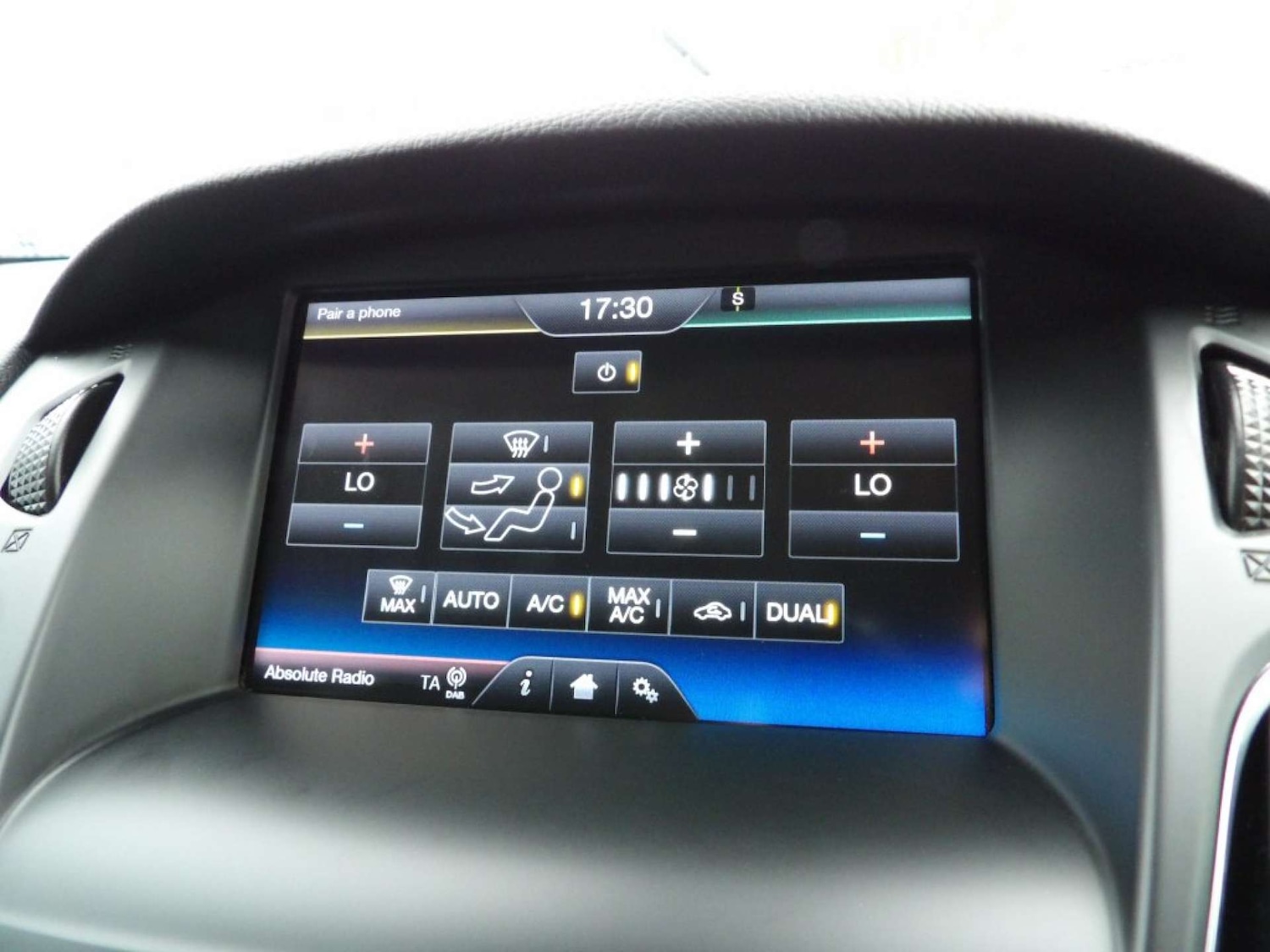 Used Ford Focus 2015 for sale - 75836597: Photo 32