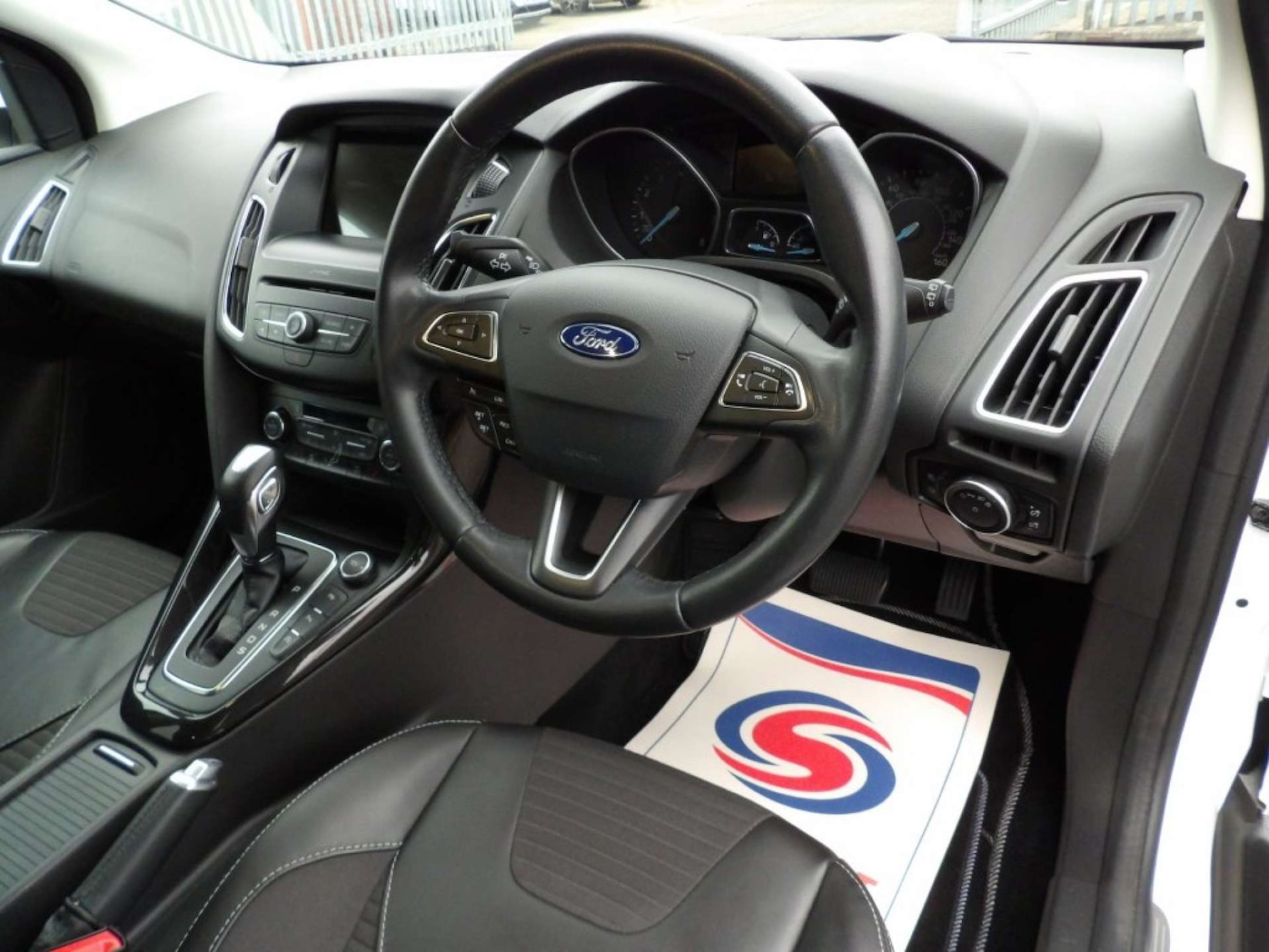 Used Ford Focus 2017 for sale - 76363694: Photo 10