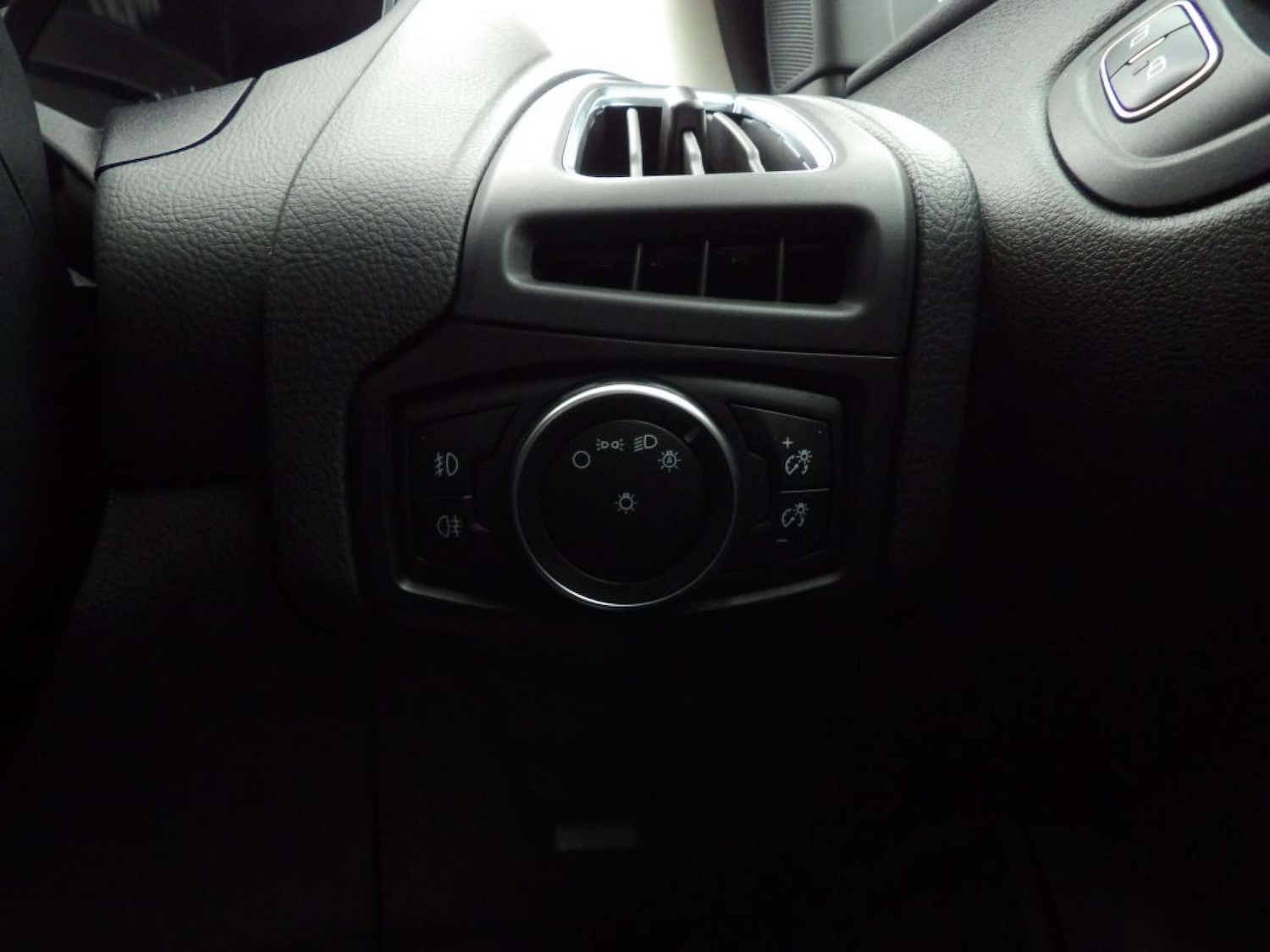 Used Ford Focus 2017 for sale - 76363694: Photo 21