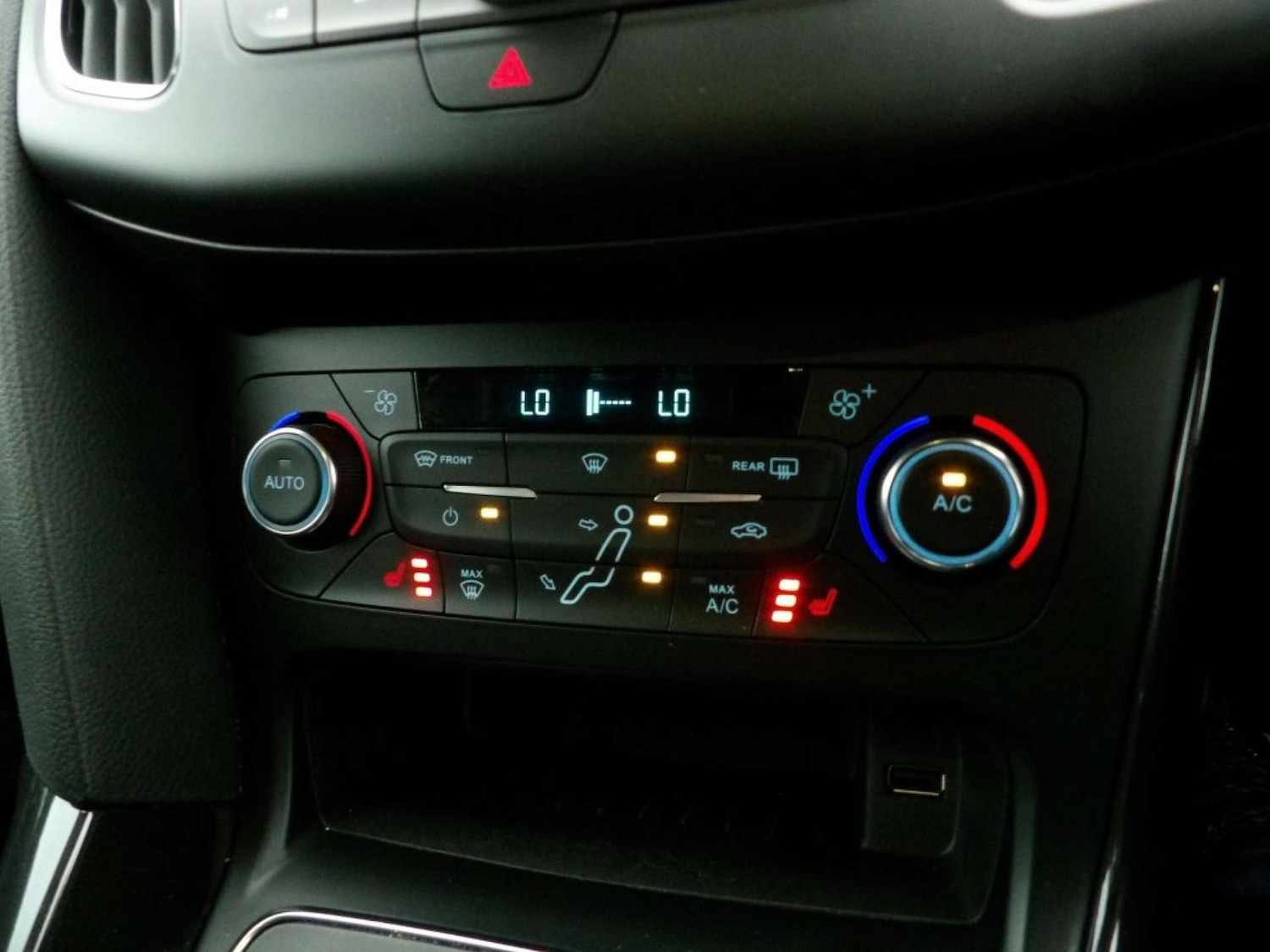 Used Ford Focus 2017 for sale - 76363694: Photo 26