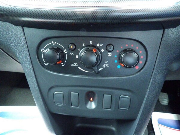 Used Dacia Sandero Stepway 2016 for sale - 75448369: Photo 20