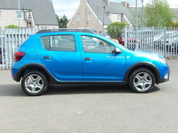 Used Dacia Sandero Stepway 2016 for sale - 75448369: Photo 8