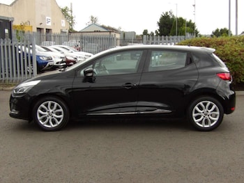 Used Renault Clio 2018 for sale - 76005359: Photo