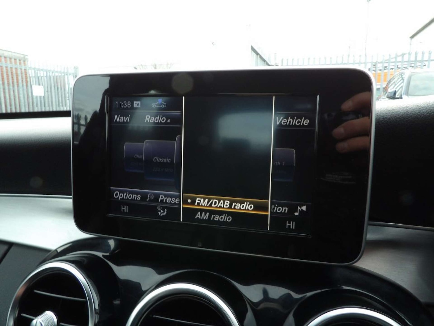 Used Mercedes-Benz C Class 2017 for sale - 77470075: Photo 28