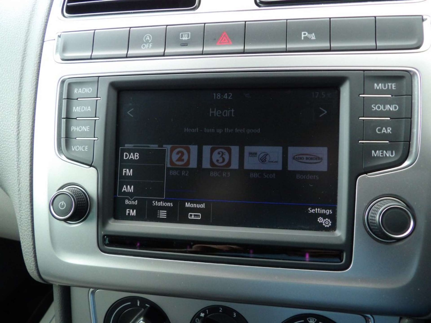 Used Volkswagen Polo 2016 for sale - 76600644: Photo 28