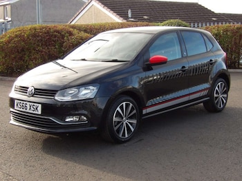 Used Volkswagen Polo 2016 for sale - 76600644: Photo