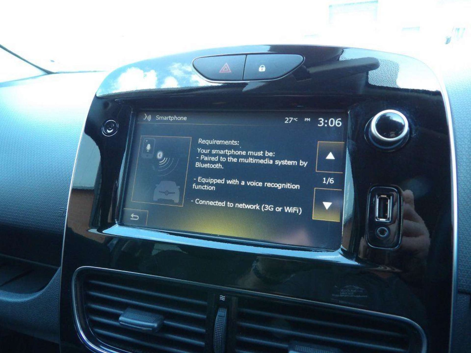 Used Renault Clio 2017 for sale - 76602135: Photo 31