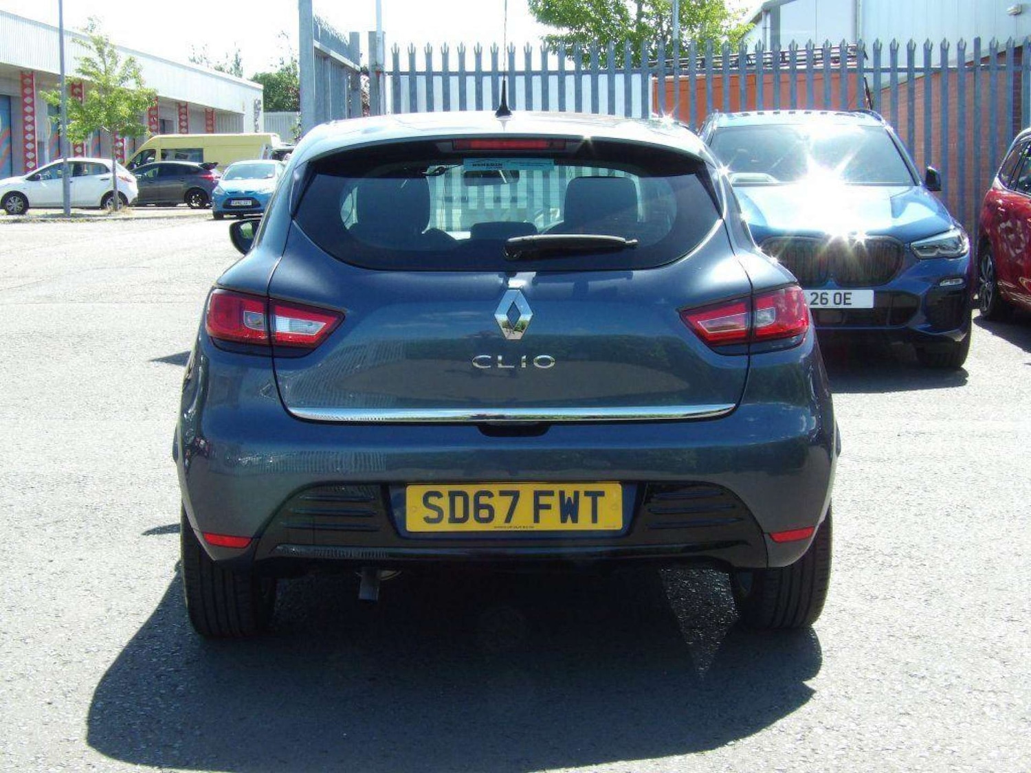 Used Renault Clio 2017 for sale - 76602135: Photo 6
