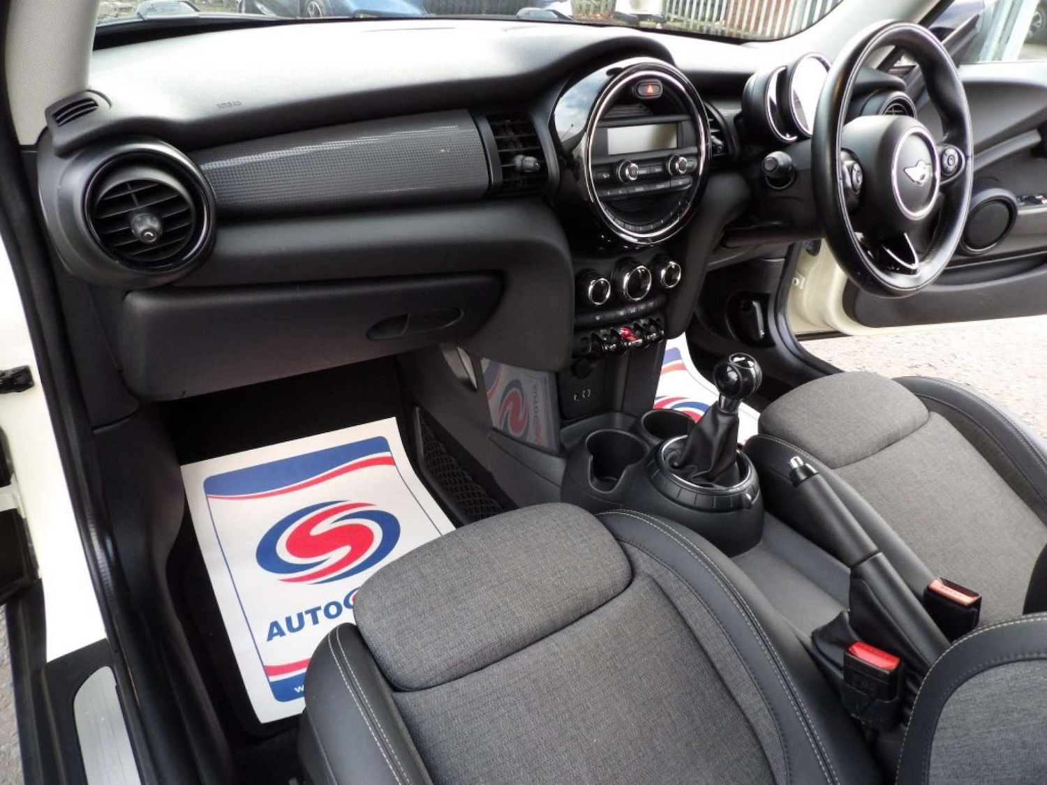 Used MINI Hatch 2014 for sale - 76726108: Photo 14