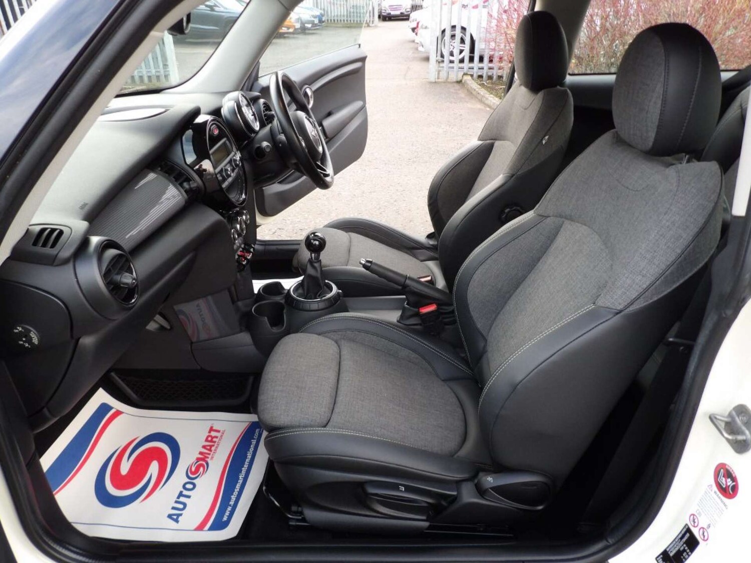 Used MINI Hatch 2014 for sale - 76726108: Photo 15