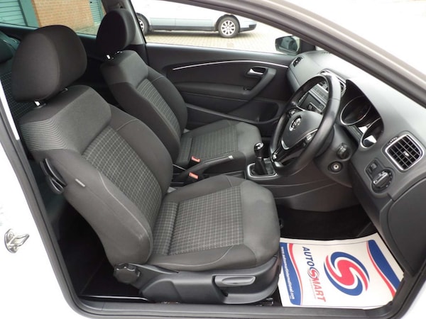 Used Volkswagen Polo 2017 for sale - 76070576: Photo 11