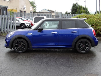 Used MINI Hatch 2019 for sale - 79360423: Photo