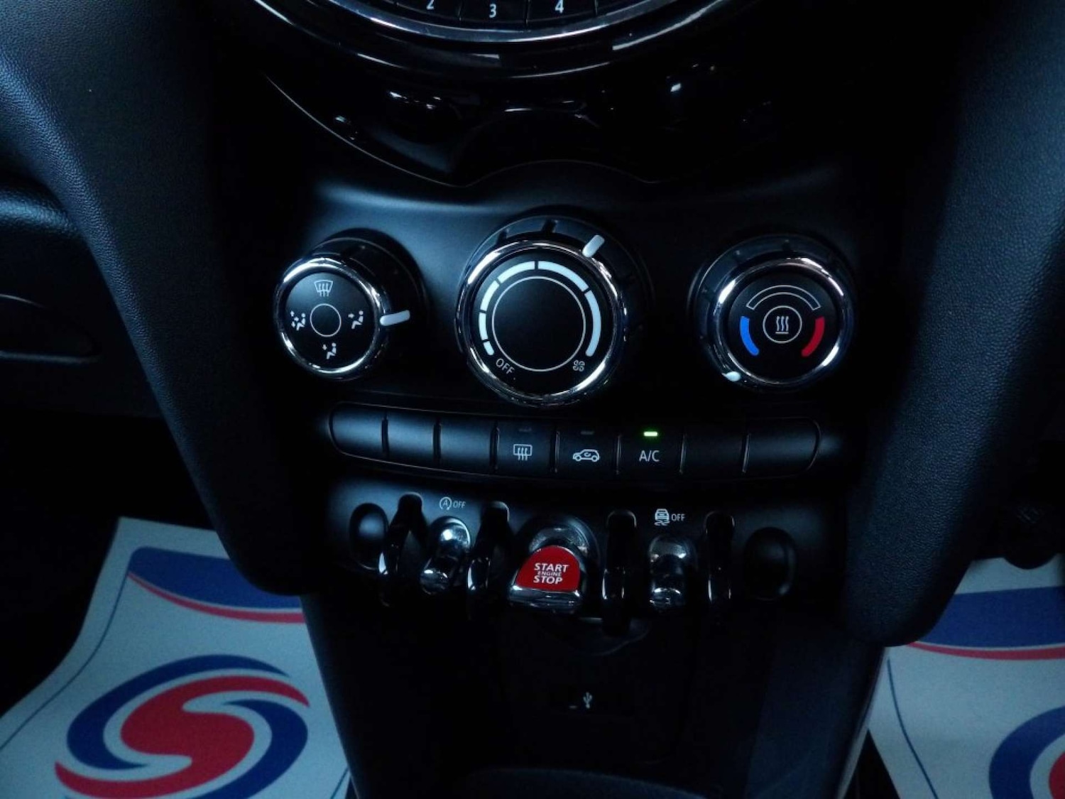 Used MINI Hatch 2018 for sale - 77022352: Photo 24