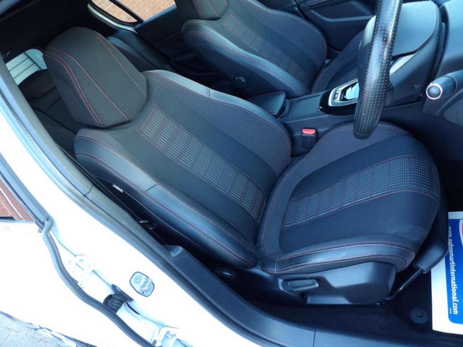 Used Peugeot 308 2016 for sale - 77880389: Photo 11