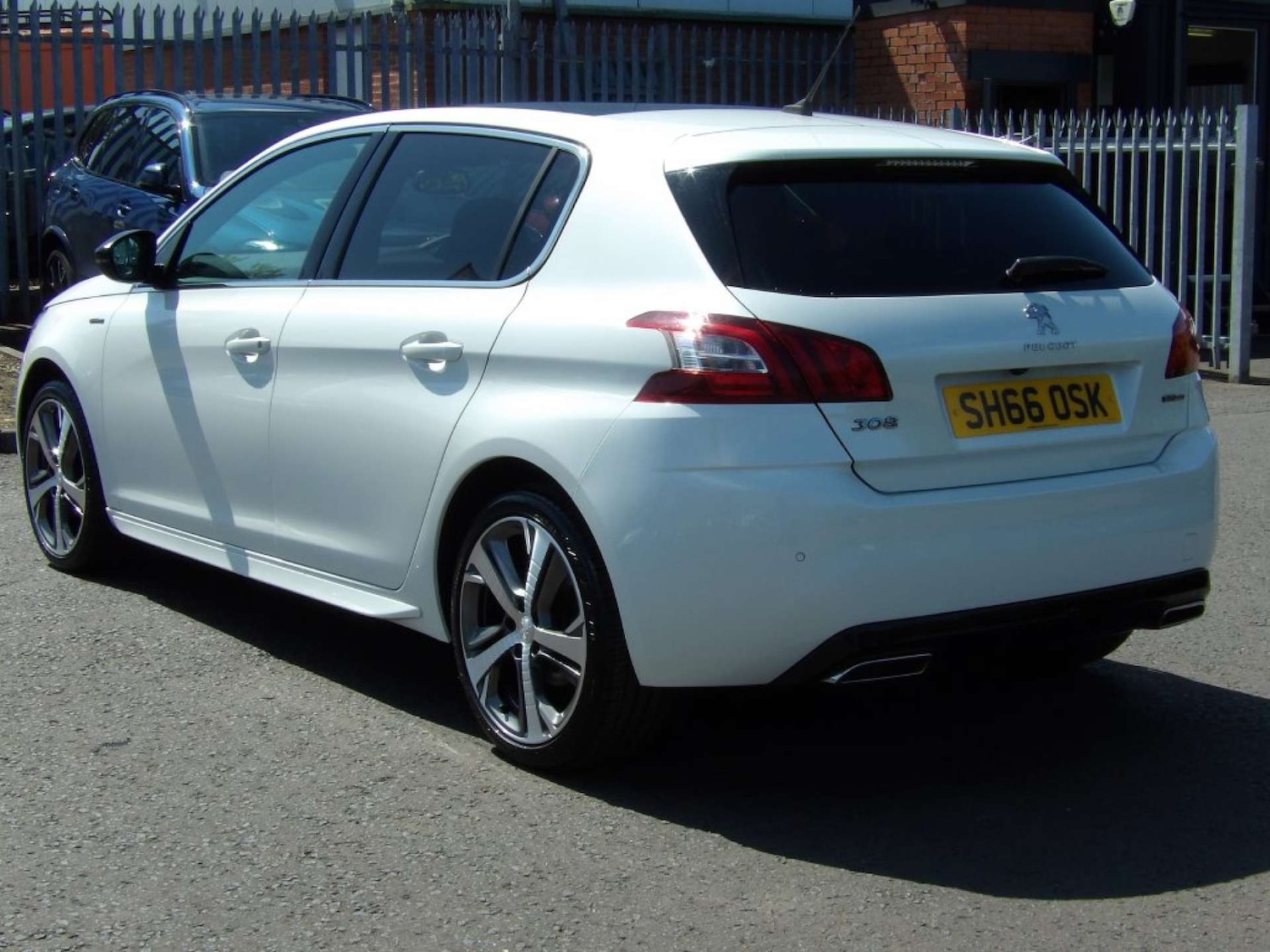 Used Peugeot 308 2016 for sale - 77880389: Photo 5