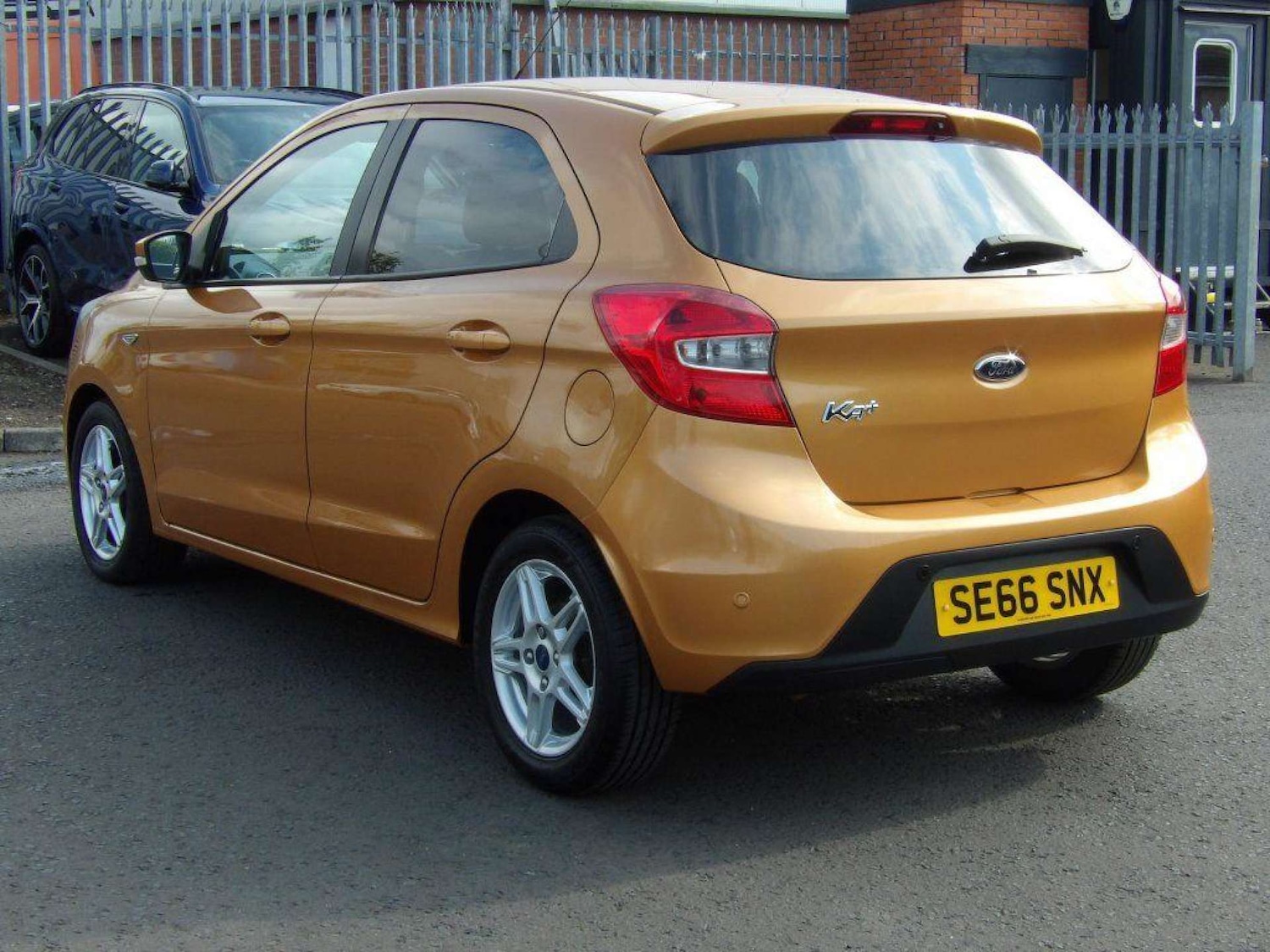 Vehicle 5