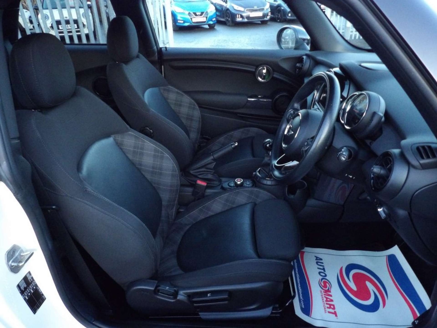 Used MINI Hatch 2016 for sale - 76959814: Photo 10