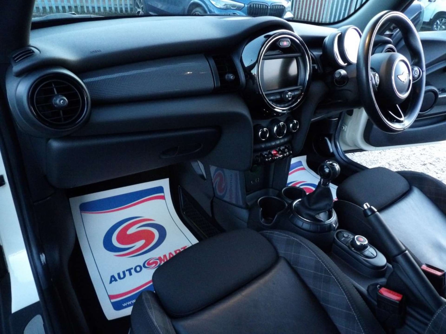 Used MINI Hatch 2016 for sale - 76959814: Photo 13