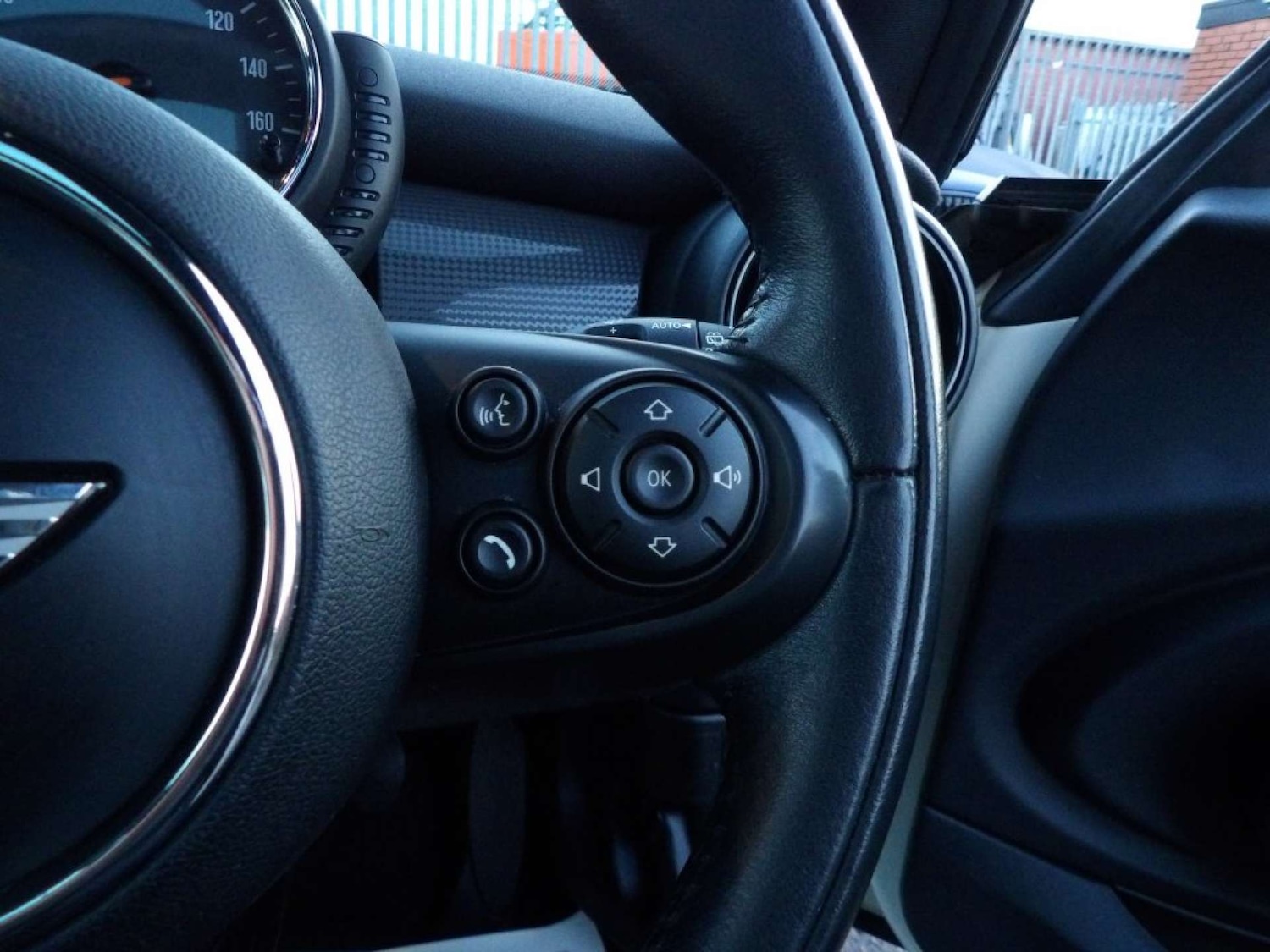 Used MINI Hatch 2016 for sale - 76959814: Photo 28