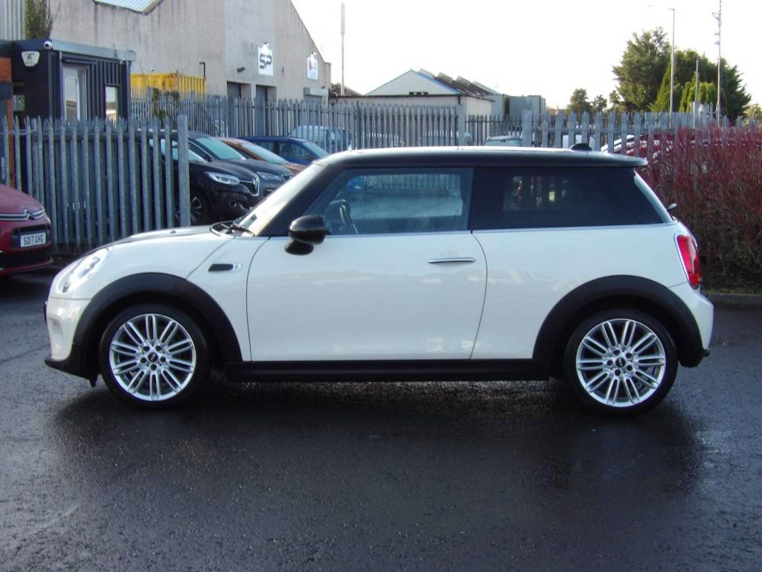 Used MINI Hatch 2016 for sale - 76959814: Photo 3