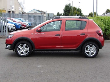Used Dacia Sandero 2015 for sale - 78538739: Photo