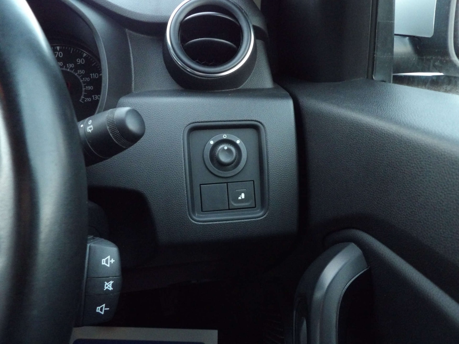 Used Dacia Duster 2018 for sale - 77028306: Photo 21