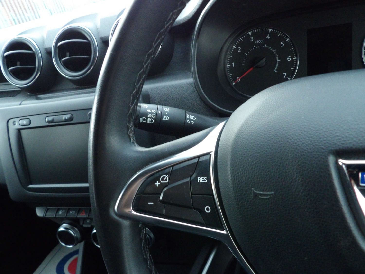 Used Dacia Duster 2018 for sale - 77028306: Photo 22