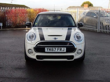 Used MINI Hatch 2017 for sale - 77357556: Photo