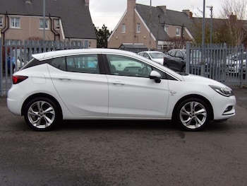 Vauxhall - Astra