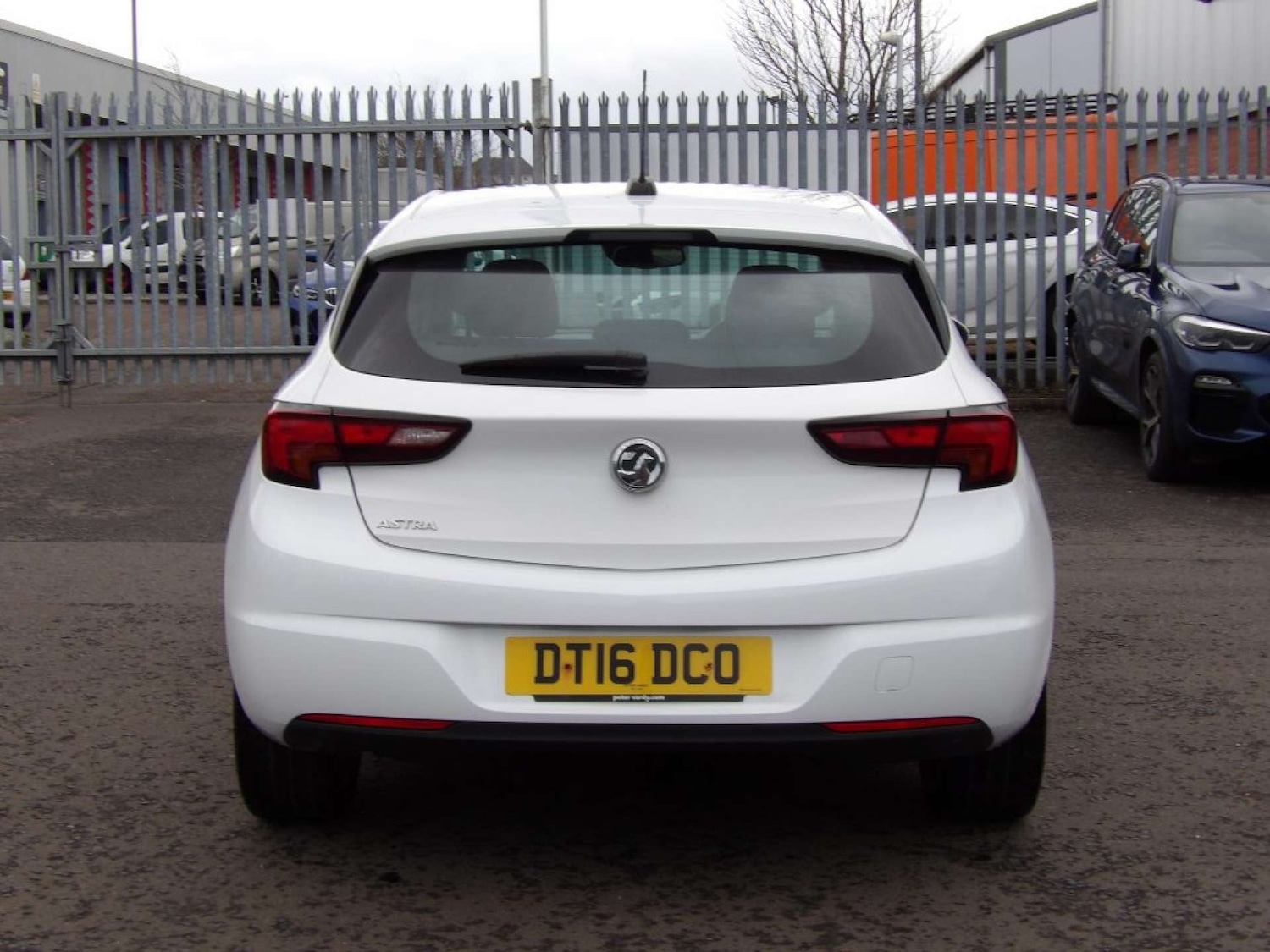 Used Vauxhall Astra 2016 for sale - 76739836: Photo 4