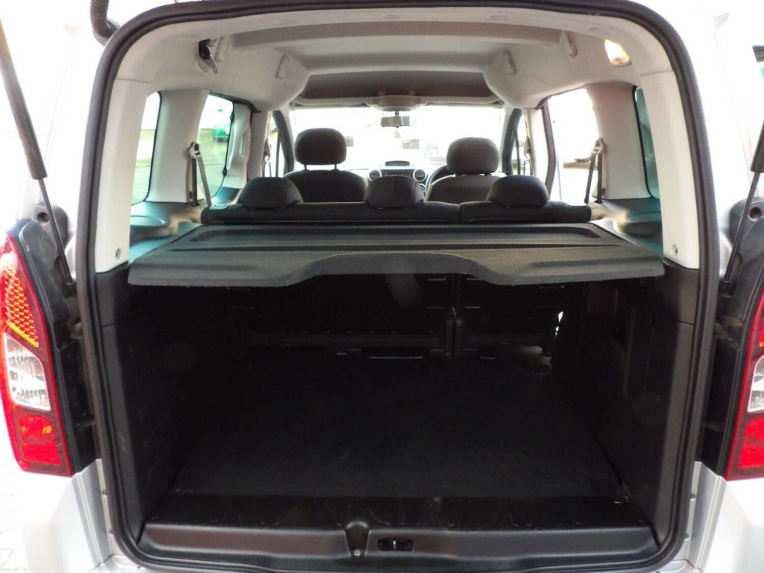 Used Peugeot Partner Tepee 2017 for sale - 76363917: Photo 18