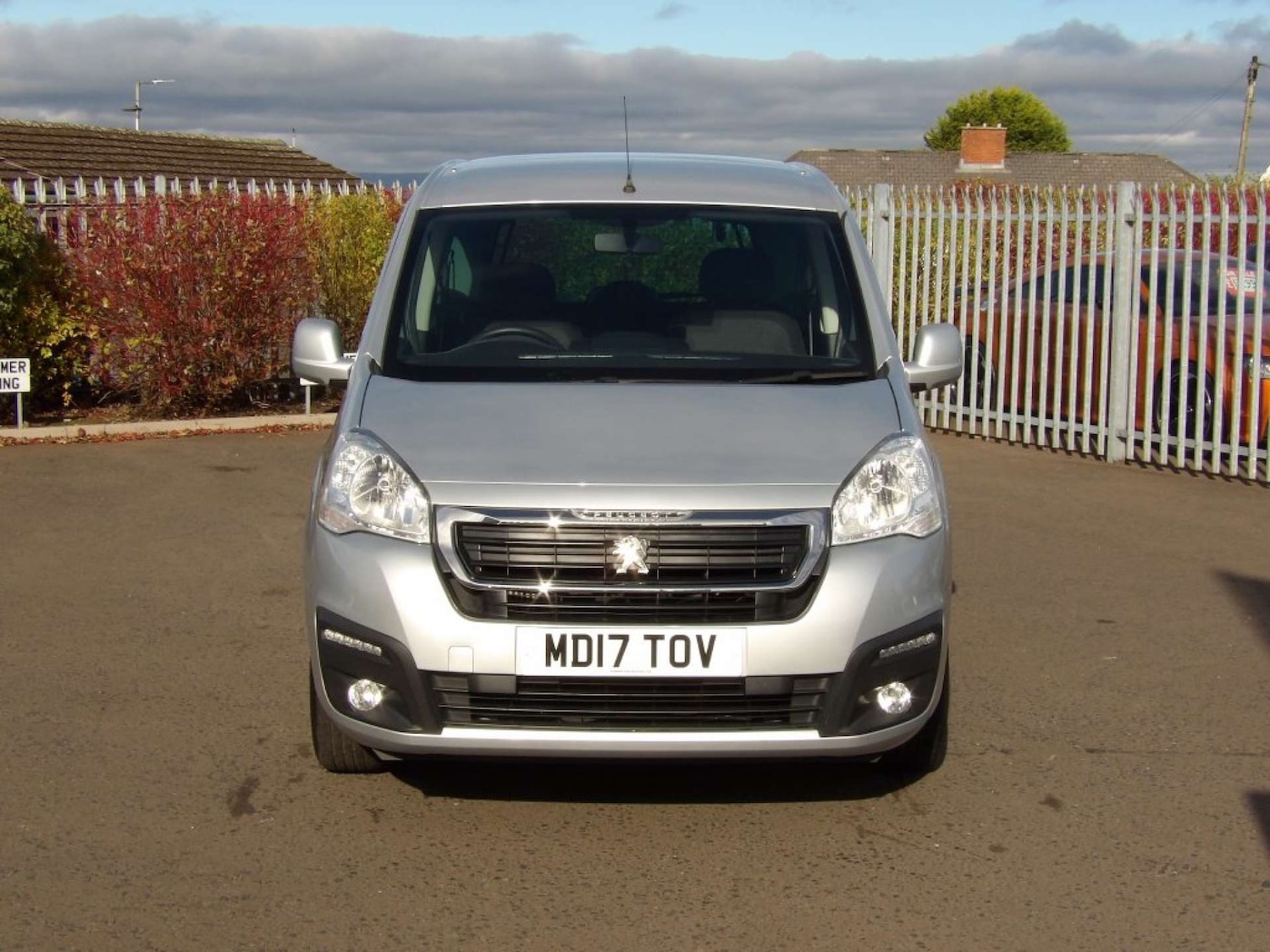 Used Peugeot Partner Tepee 2017 for sale - 76363917: Photo 2