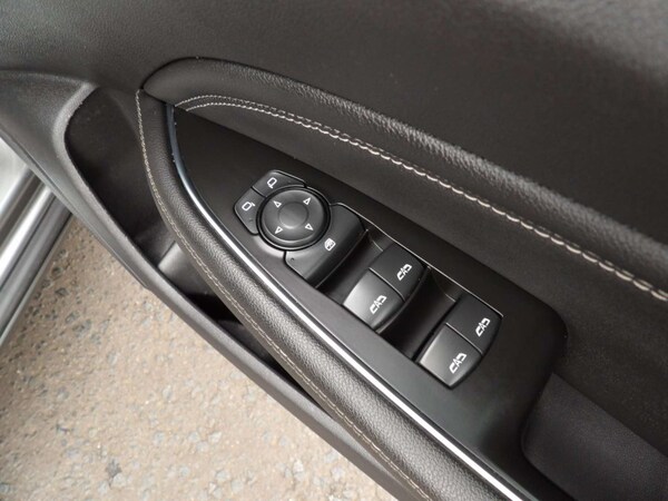 Used Vauxhall Insignia 2017 for sale - 76172800: Photo 19
