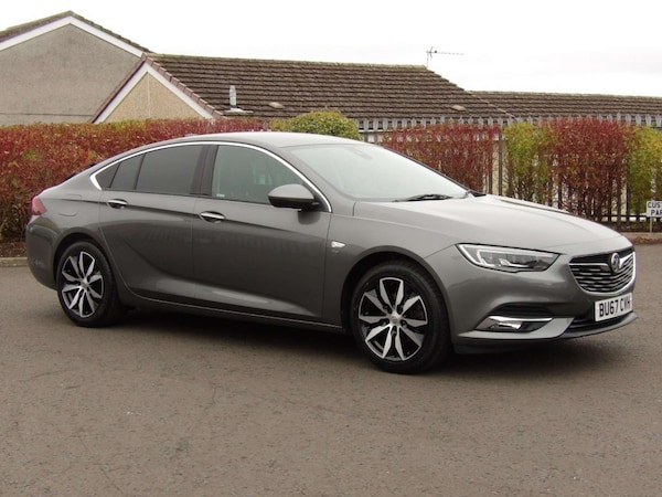 Used Vauxhall Insignia 2017 for sale - 76172800: Photo 1