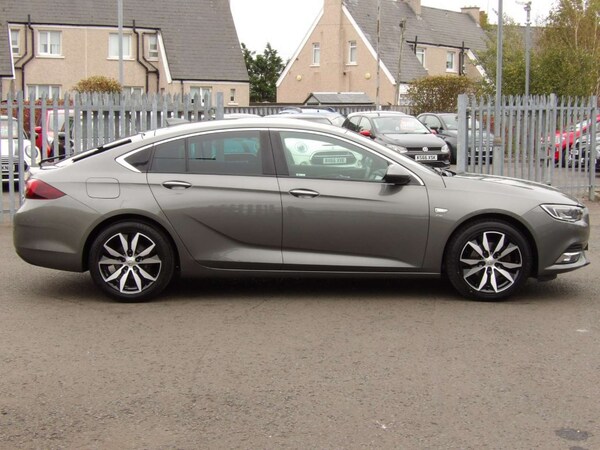 Used Vauxhall Insignia 2017 for sale - 76172800: Photo 8