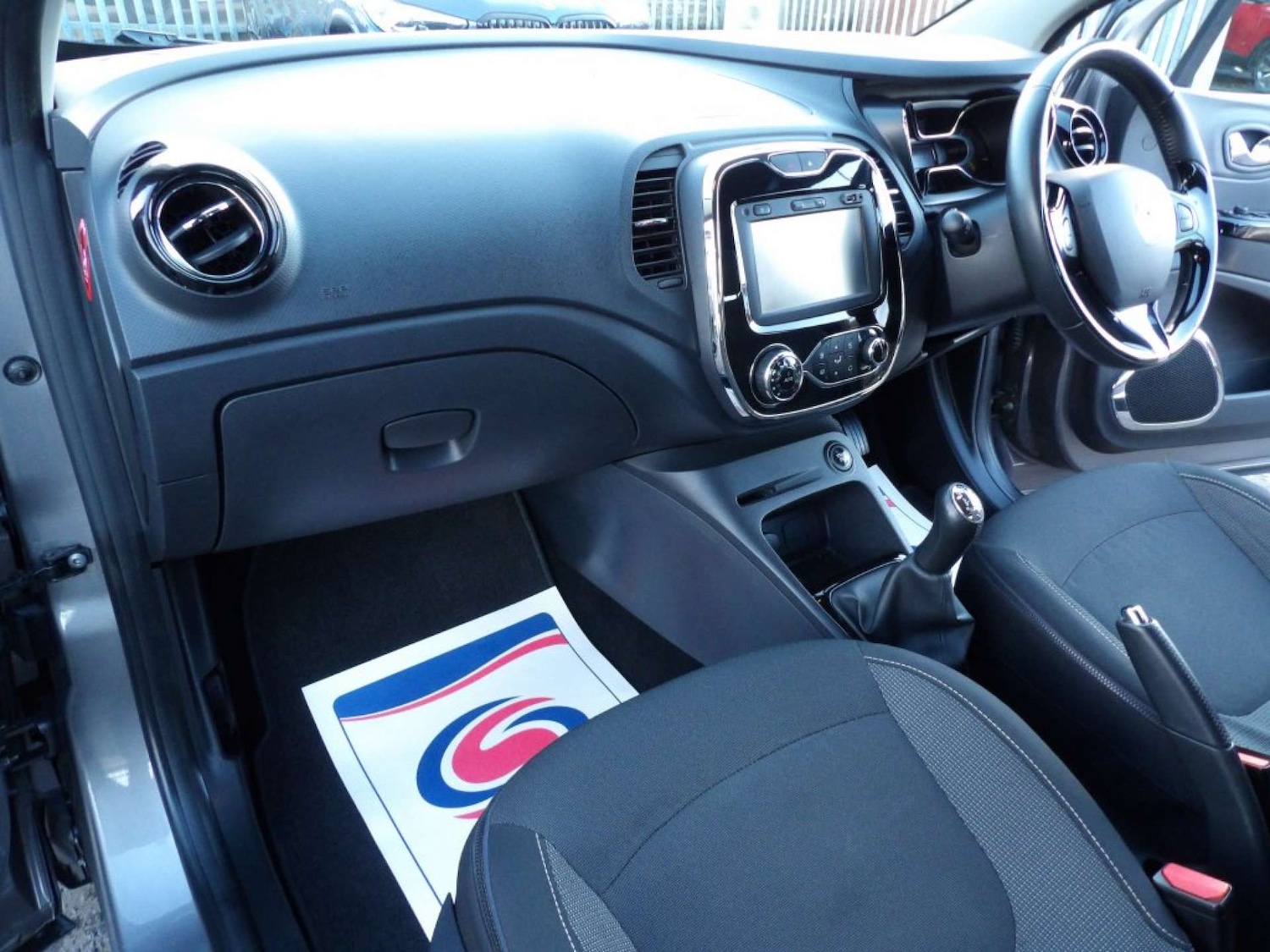 Used Renault Captur 2015 for sale - 76583422: Photo 14