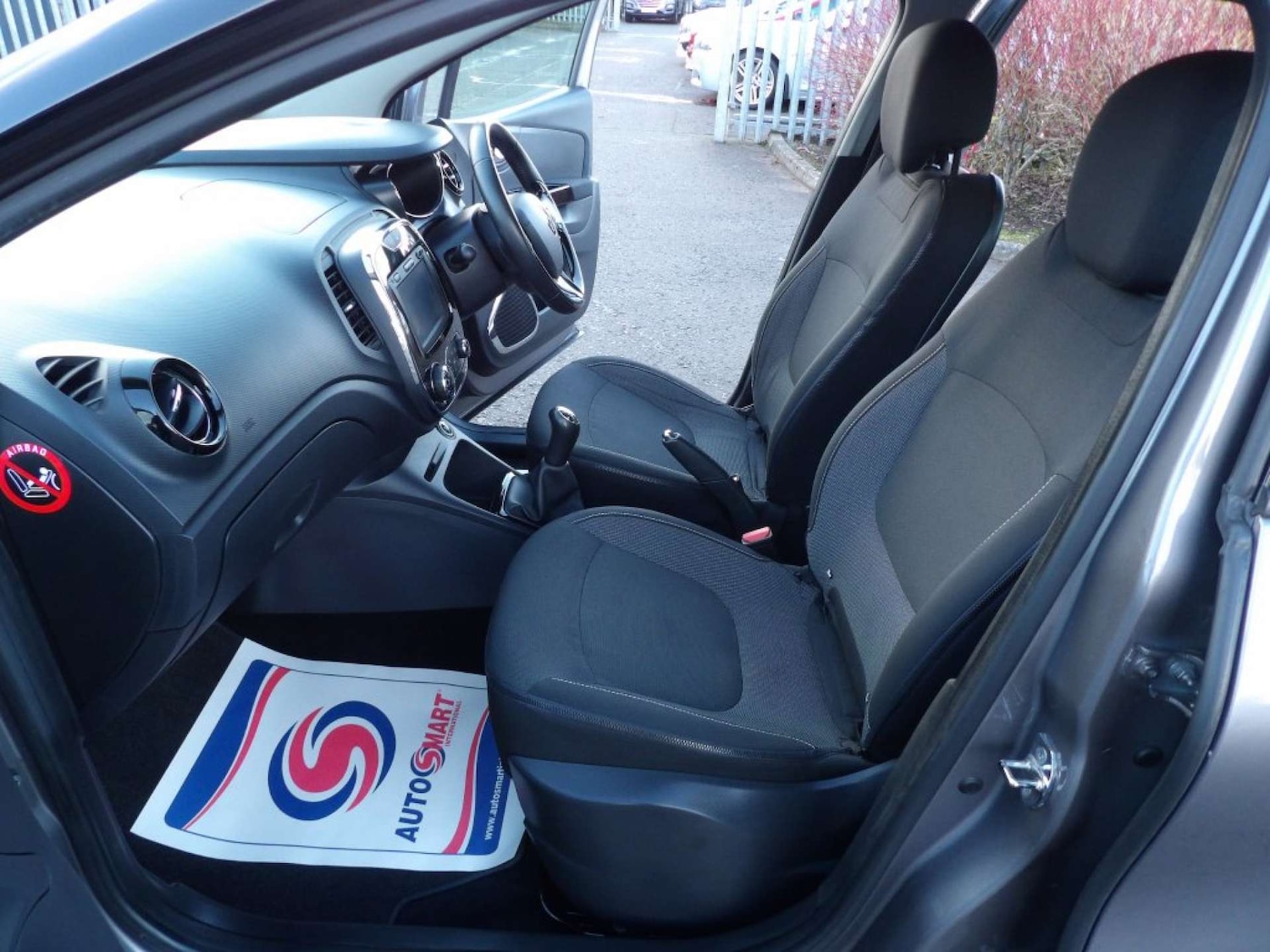 Used Renault Captur 2015 for sale - 76583422: Photo 15