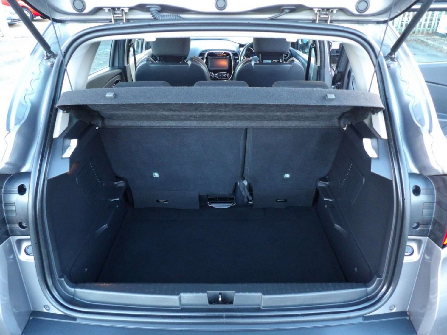 Used Renault Captur 2015 for sale - 76583422: Photo 19