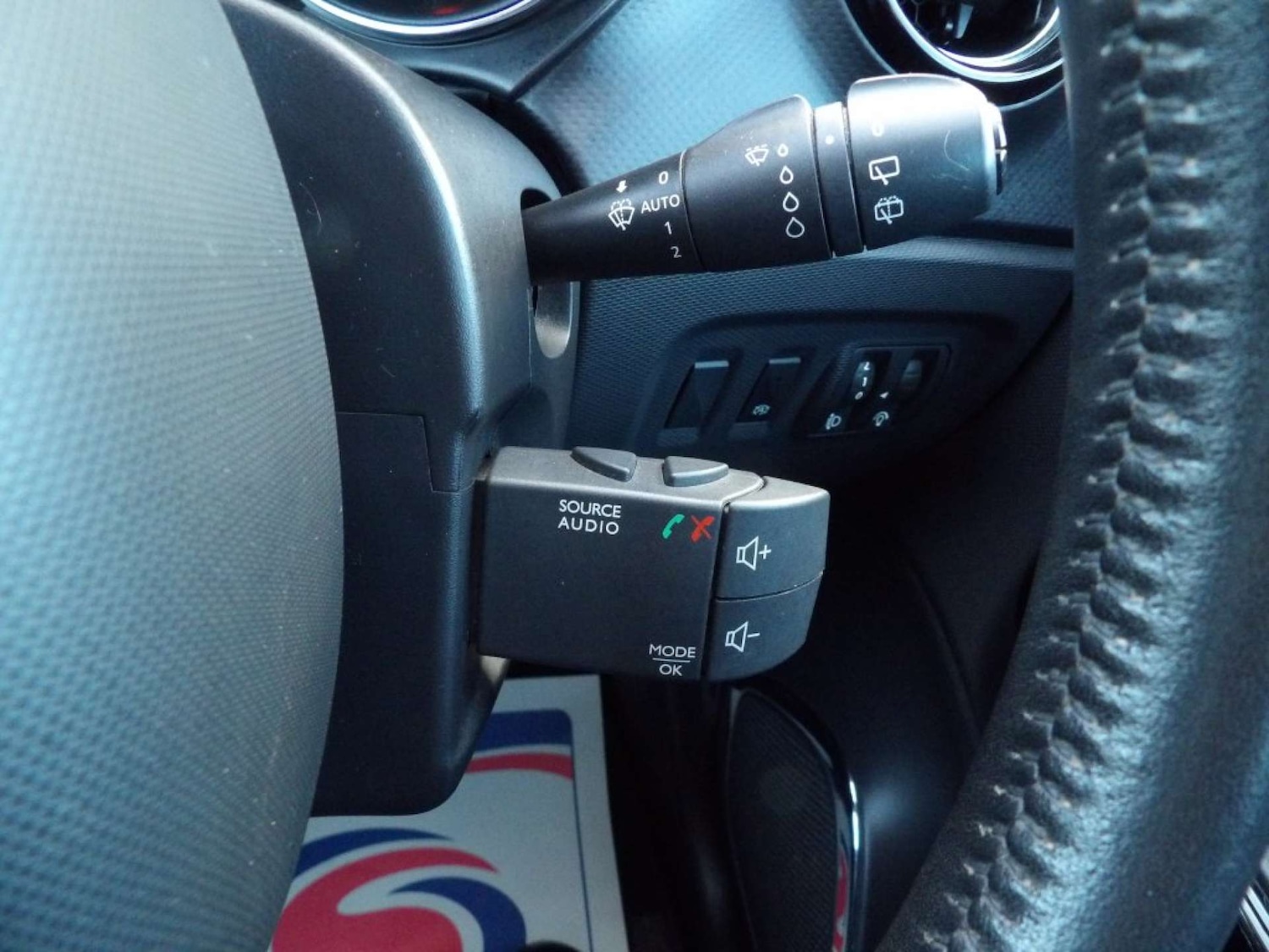 Used Renault Captur 2015 for sale - 76583422: Photo 27