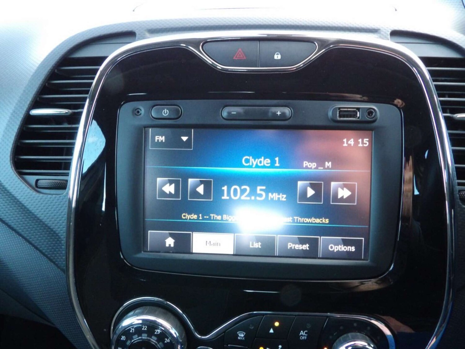 Used Renault Captur 2015 for sale - 76583422: Photo 31