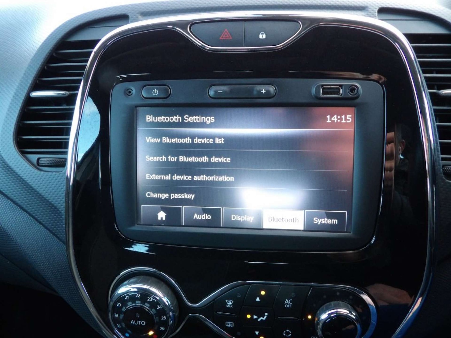 Used Renault Captur 2015 for sale - 76583422: Photo 34