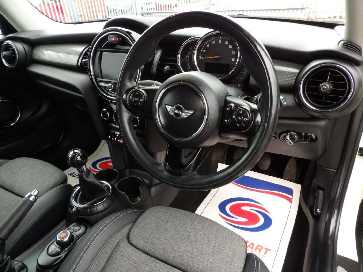 Used MINI Hatch 2015 for sale - 76363830: Photo 10