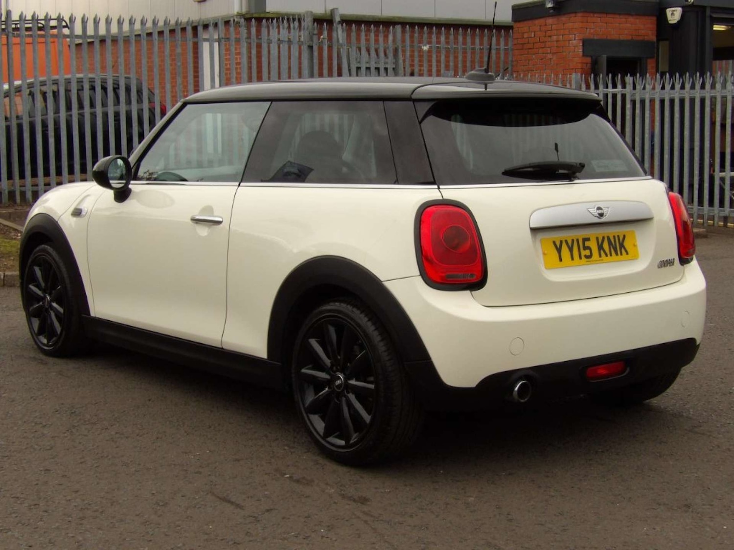 Used MINI Hatch 2015 for sale - 76363830: Photo 5