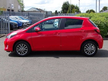 Used Toyota Yaris 2016 for sale - 78908918: Photo