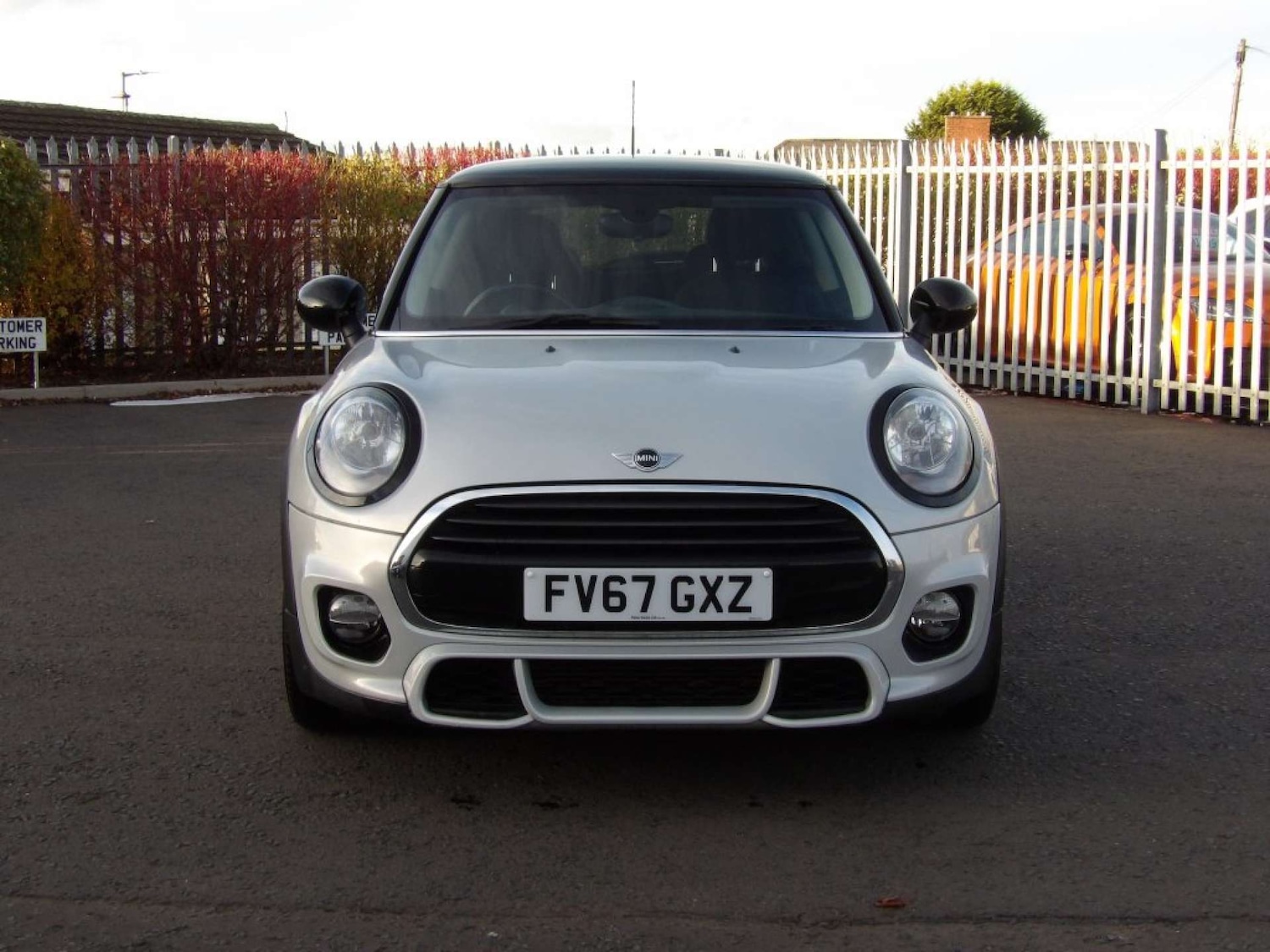 Used MINI Hatch 2017 for sale - 76347364: Photo 2